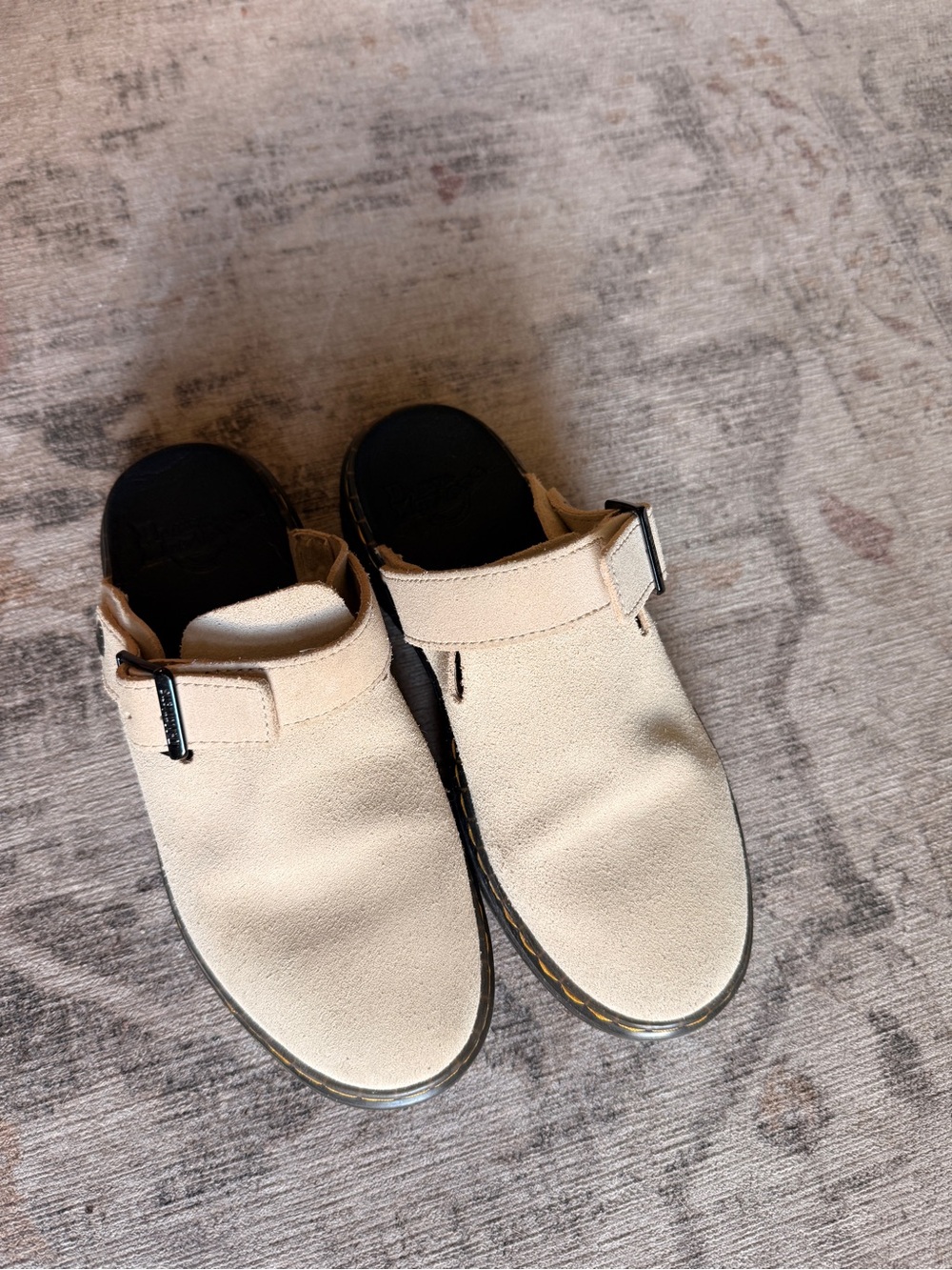 Doc Martens Carlson Clogs Slingback– Women’s Cream | Suede Leather - Picture 7 of 9